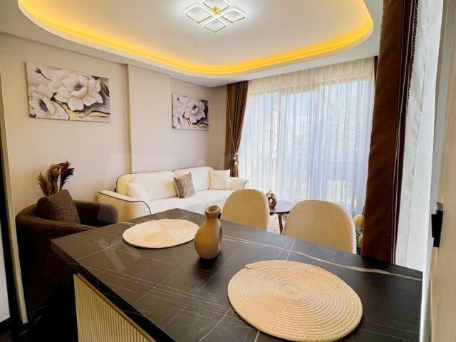 BULUT EMLAKTAN SAHİLE 100 METRE ULTRA LÜX EŞYALI 1+1