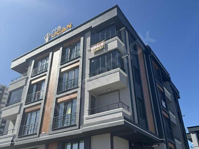 BULUT EMLAKTAN SATILIK FIRSAT 1+1 DAİRE !