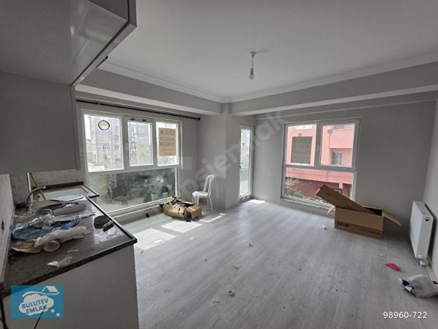 BULUTEV TUZLA MESCİT HAVALİMANI YAKIN 1+1 KİRALIK DAİRE
