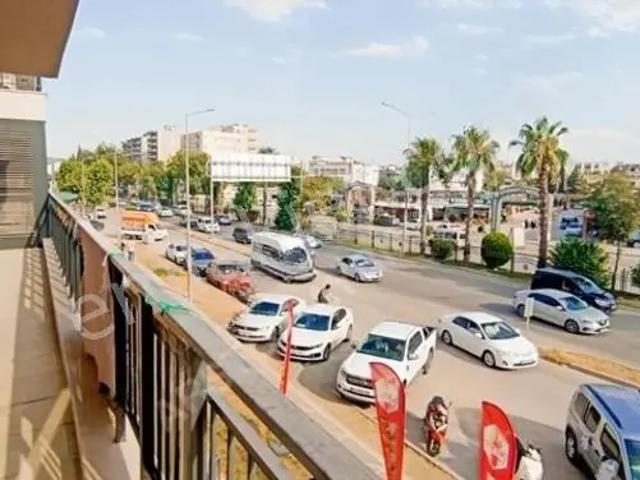 Bulvar Cepheli Satılık Daire Ofisede Uygun Arstu Gayrimenkul