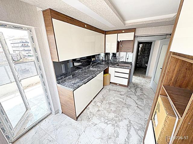 BULVAR GAYRİMENLUL'DEN ARA KAT TEMİZ MASRAFSIZ 2+1 KİRALIK DAİRE