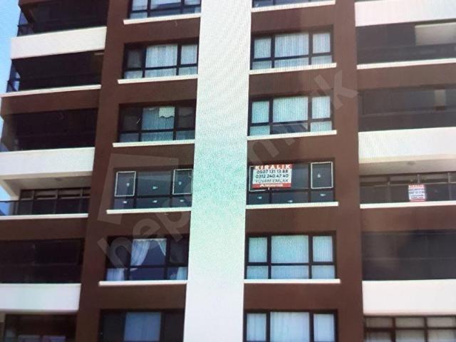 BAĞLICA'DA PRESTİJLİ 3+1,EBEVEYN BANYO,ADA MUTFAK, AK.OTOPARK
