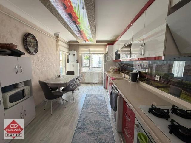 Bulvar Paraleli Genış Mutfak Full Yapılı 2 banyolu Kök Tapu 3+1