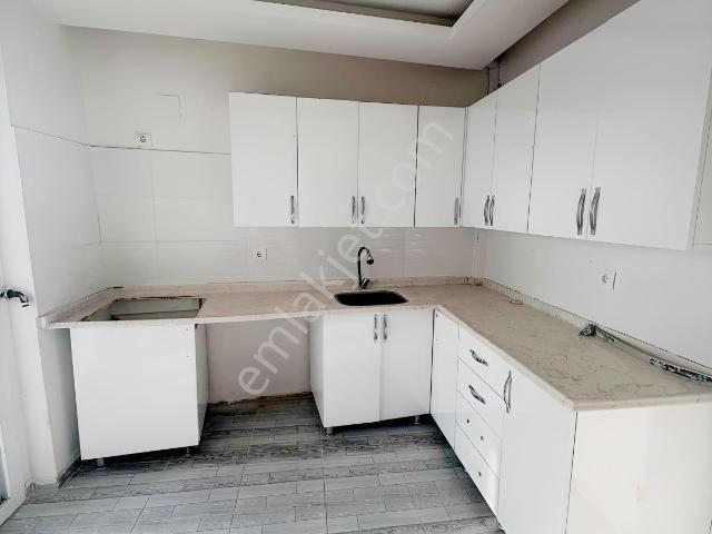 Bulvar Üzeri 3+1 Kapalı Mutfak Ebeveyn Banyolu Kiralık Daire