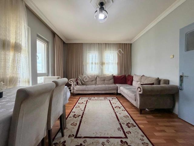 Bulvar Ve Okul Yakını Sessiz Lokasyonda 3+1 Yüksek Kredili