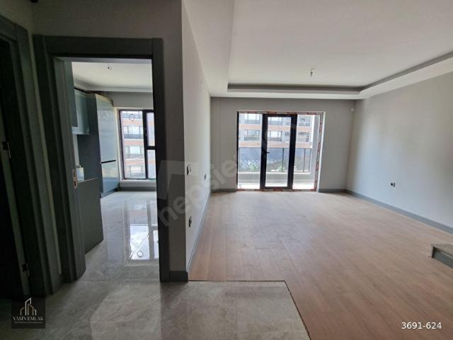 BULVAR YANI MERKEZİ KONUMDA BAĞIMSIZ MUTFAKLI SATILIK 2+1 DAİRE