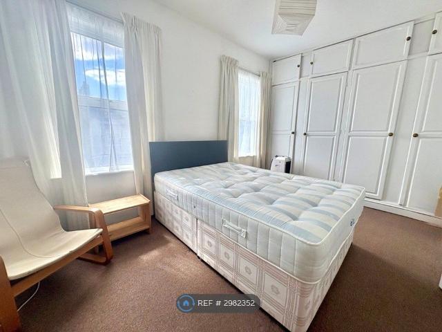 Bulwer St, London W12, 4 bed terraced house to rent, £4,400 pcm | PrimeLocation