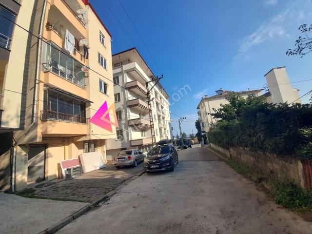 Bulancak Kiralık 1.kat,2+1,100m2 Daire millet Bahcesi Karşısı