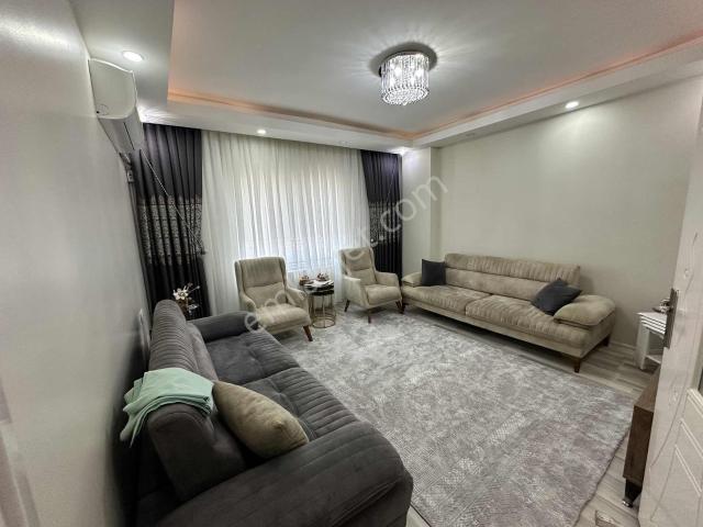Bülbülzade Mahallesinde Satılık 2+1 Geniş Bakımlı Daire