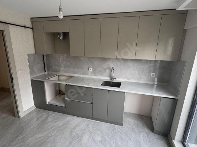 BÜLBÜLDERESİ CADDE ÜZERİNDE KİRALIK 4+1 SIFIR DUBLEX