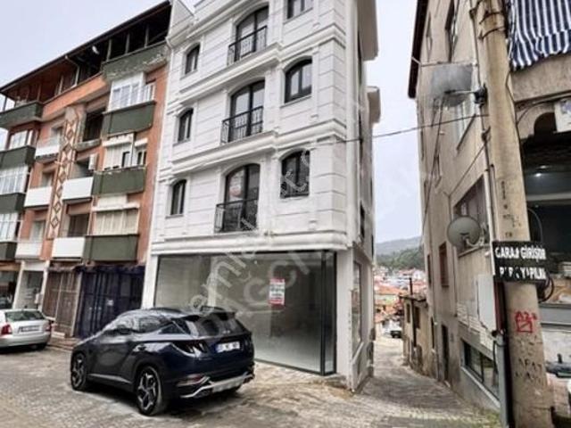 Buldan Tarihi Çarşıda Satılık Dükkan Ve Lüks Daireler