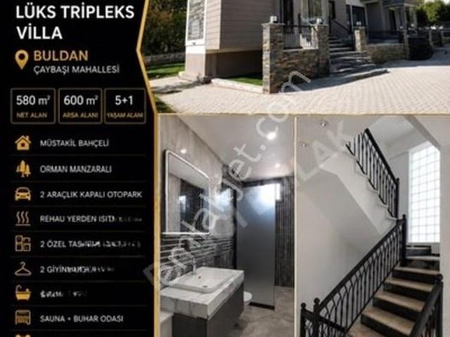 Buldan'da Doğayla İç İçe 9+2 Satılık Tripleks Villa