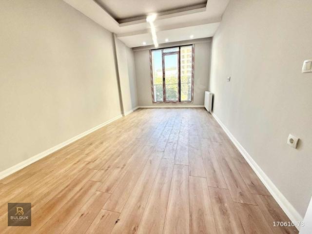 BULDUK'TAN SSK KARŞISI TAPU MASRAFSIZ SIFIR ARAKAT DAİRE