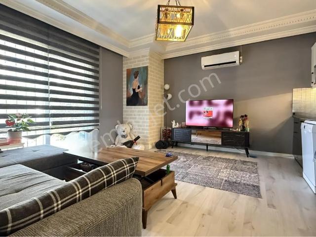 Bülent Ecevit Bulvarı Tadilatlı Temiz Eşyalı 1+1 Satılık Daire