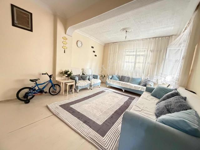 Bülent Yılmazdan Satılık 75.yıl Mah 2+1 Net 80m2 Bahçekat Daire