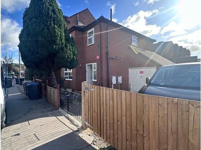 Bulganak Road, Thornton Heath CR7, 3 bed detached house to rent, £2,300 pcm | PrimeLocation