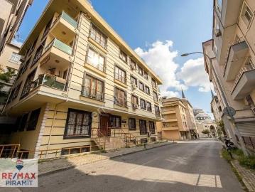 Bulgurlu Caddesine 1. Paralelde 2+1 Geniş Ve Ferah Kiralık Daire