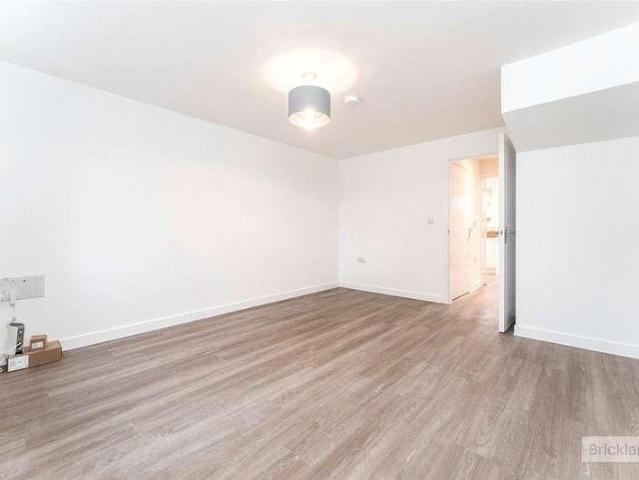 Bull Close, Bishop's Stortford, Hertfordshire, CM23