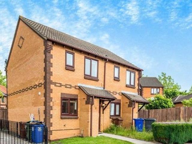 Bull Close, Grays RM16, 2 bed semi detached house to rent, £1,550 pcm | PrimeLocation