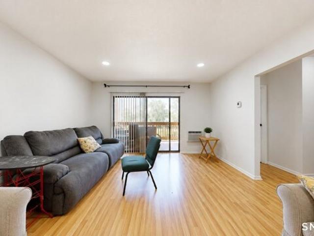 Bull Hill Ln Apt S, West Haven, Condo For Sale