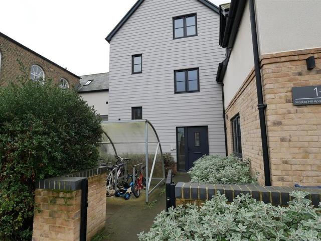 Bull Lane, St Ives PE27, 2 bed flat to rent, £1,300 pcm | PrimeLocation