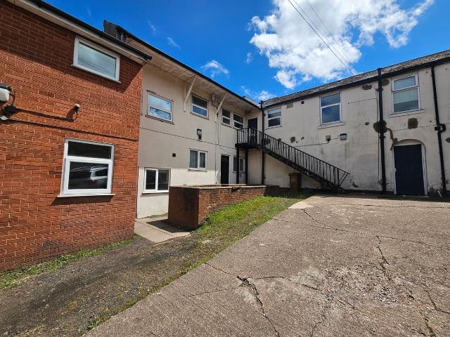 Bull Street, Wednesbury WS10, 1 bed flat to rent, £800 pcm | PrimeLocation