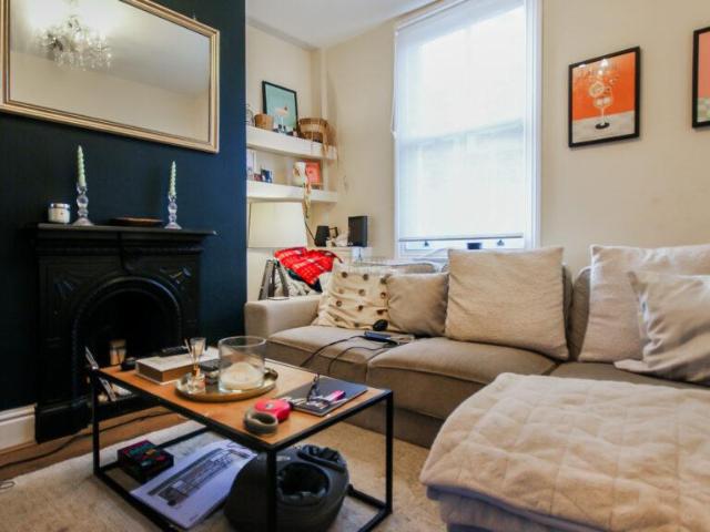 Bull Street, Birmingham B17 2 bed terraced house to rent £1,352 pcm £312 pw