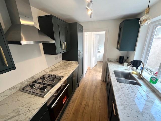 Bull Street, Harborne 2 bed end of terrace house to rent £689 pcm £159 pw