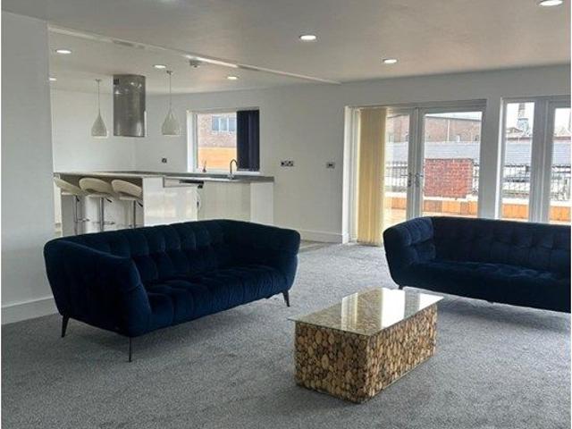 Bull Street, Lancashire BB11, 3 bed flat to rent, £895 pcm | PrimeLocation