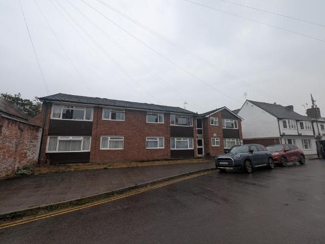 Bull Street, Stratford upon Avon CV37 1 bed flat to rent £875 pcm £202 pw