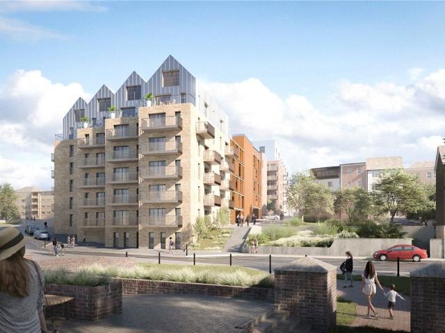 Bull Yard, Gravesend, Kent DA12, 2 bed flat to rent, £1,775 pcm | PrimeLocation
