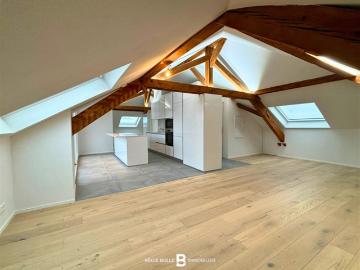 Bulle – Wunderschönes Dachgeschoss Apartment zu vermieten