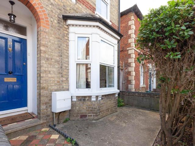 Bullingdon Road, Oxford, OX4 4 bed end of terrace house to rent £3,000 pcm £692 pw