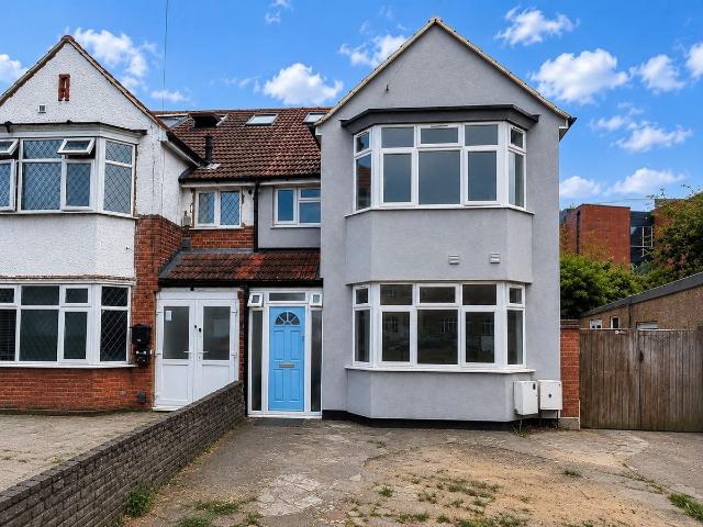 Bulstrode Avenue, Hounslow TW3, 5 bed end terrace house to rent, £3,100 pcm | PrimeLocation