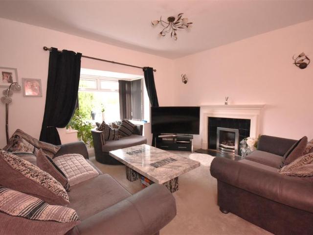 Burton Road, Little Neston, Neston