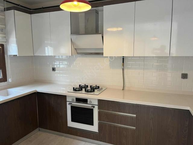 Buruk Tokide 2.5+1 İç Dizaynı Özel Yaplı Bakımlı Daire Satılık