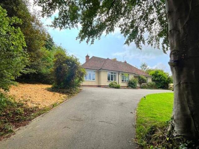 Burwash Common, Vicarage Road, Etchingham, 3 Bedroom Detached