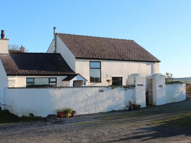 Burwen LL68, 4 bed detached house to rent, £1,600 pcm | PrimeLocation