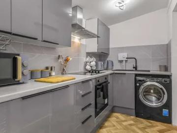 Bury, M45 7AT, United Kingdom | 2 bed house for rent #166229724 | Rentberry