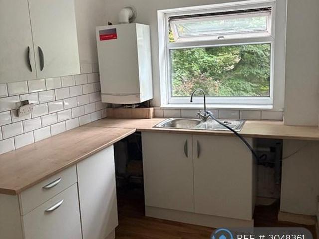 Bury Old Road, Salford, M7 1 bed flat to rent £930 pcm £215 pw