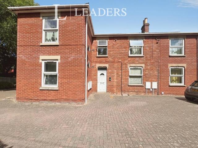 Bury Road, Stowmarket, IP14 1 bed flat to rent £850 pcm £196 pw