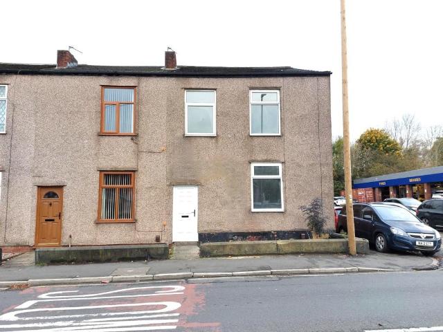 Bury Road, Radcliffe, Manchester 3 bed end of terrace house to rent £1,100 pcm £254 pw