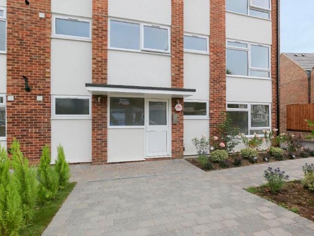 Bury Street West, Edmonton N9, 2 bed flat to rent, £1,900 pcm | PrimeLocation