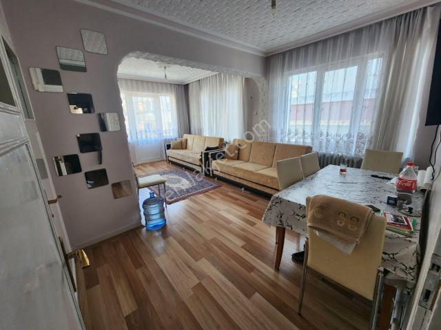 Burak Emlak'dan Kiralık Daire Kurtuluş Cevher Sk. 3+1 Eşyalı Arakat