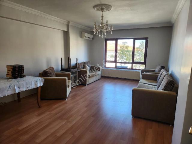 Burak Emlak'dan Kiralık Daire Kurtuluş Ş.gülersin Sk. 2+1 B.salon Yapılı