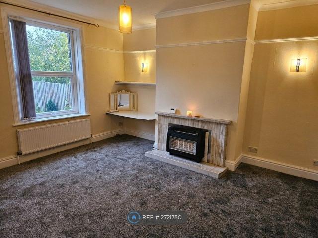Burbeary Road, Huddersfield HD1, 2 bed terraced house to rent, £650 pcm | PrimeLocation