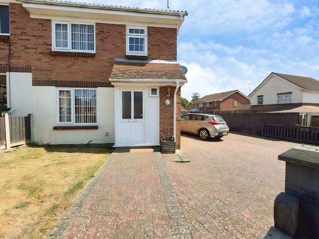 Burch Close, King's Lynn PE30, 3 bed property to rent, £1,100 pcm | PrimeLocation