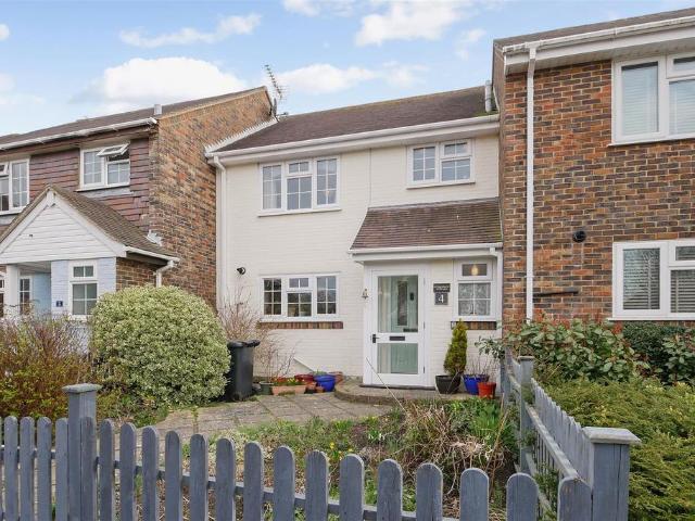 Burch Grove, Walberton 3 bed terraced house to rent £1,595 pcm £368 pw