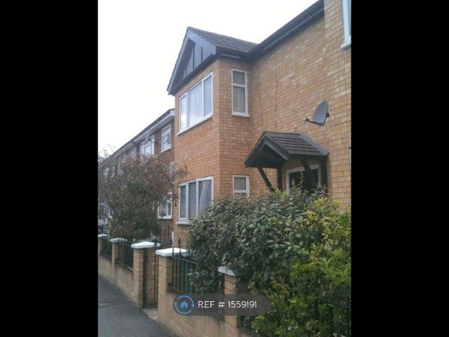 Empress House, London E10, 1 bed flat to rent, £1,500 pcm | PrimeLocation