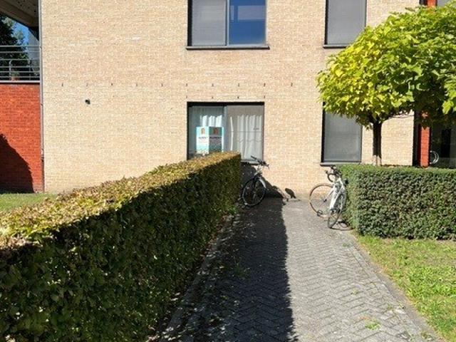 Burcht – GLV appartement met 2 slaapkamers en garage